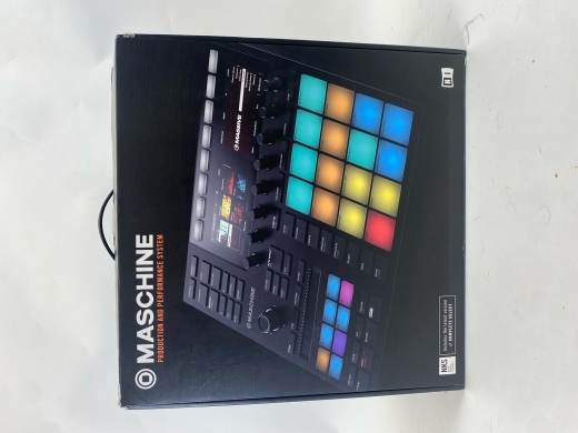 Native Instruments - MASCHINE MK3 2